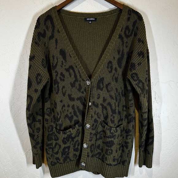 525 America Sweaters - 525 America Womens Button Front Leopard Print Cardigan Sweater Green Size Medium